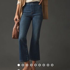 Pilcro Petite Pull-on Mid-Rise Crop Flare (Size LP = 31/32 or 12/14)